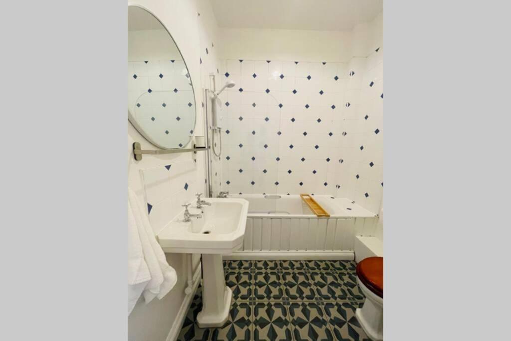 Nomihomes-Otis House-Free Parking X 2-Central -10Ppl エクセター エクステリア 写真